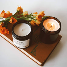 Lataa kuva Galleria-katseluun, The Library Soijavahakynttilä