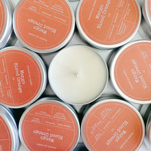 Lataa kuva Galleria-katseluun, Soijavahatuikkukynttilä: Mango & Blood Orange