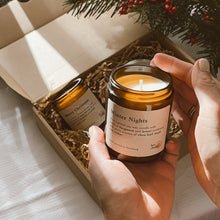 Lataa kuva Galleria-katseluun, Winter Nights Soijavahakynttilä