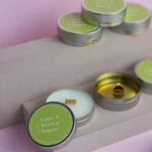 Lataa kuva Galleria-katseluun, Soijavahakynttilä – Lime & Brown Sugar