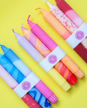 Lataa kuva Galleria-katseluun, Kruunukynttilät – Kesän Värikkäät (3 kpl)