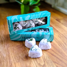 Lataa kuva Galleria-katseluun, Ylelliset Jalkakylpypommit Eteerisillä Öljyillä