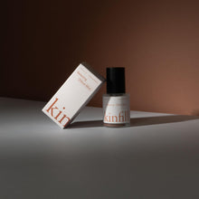 Lataa kuva Galleria-katseluun, Rentouttava Tyynysuihke Kamomilla & Mandariini – Parantaa Unen Laatua