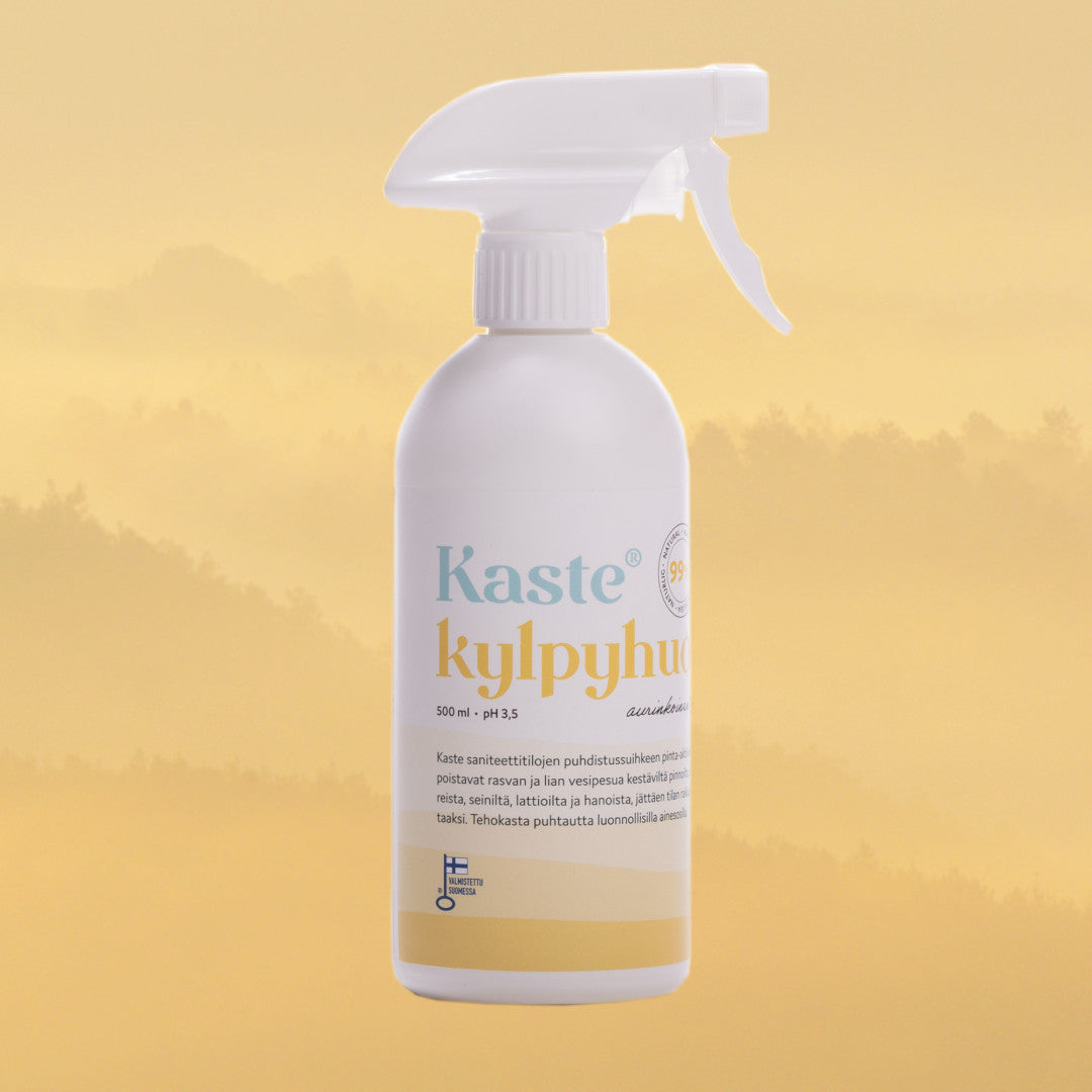 Cleaning spray for sanitary facilities
