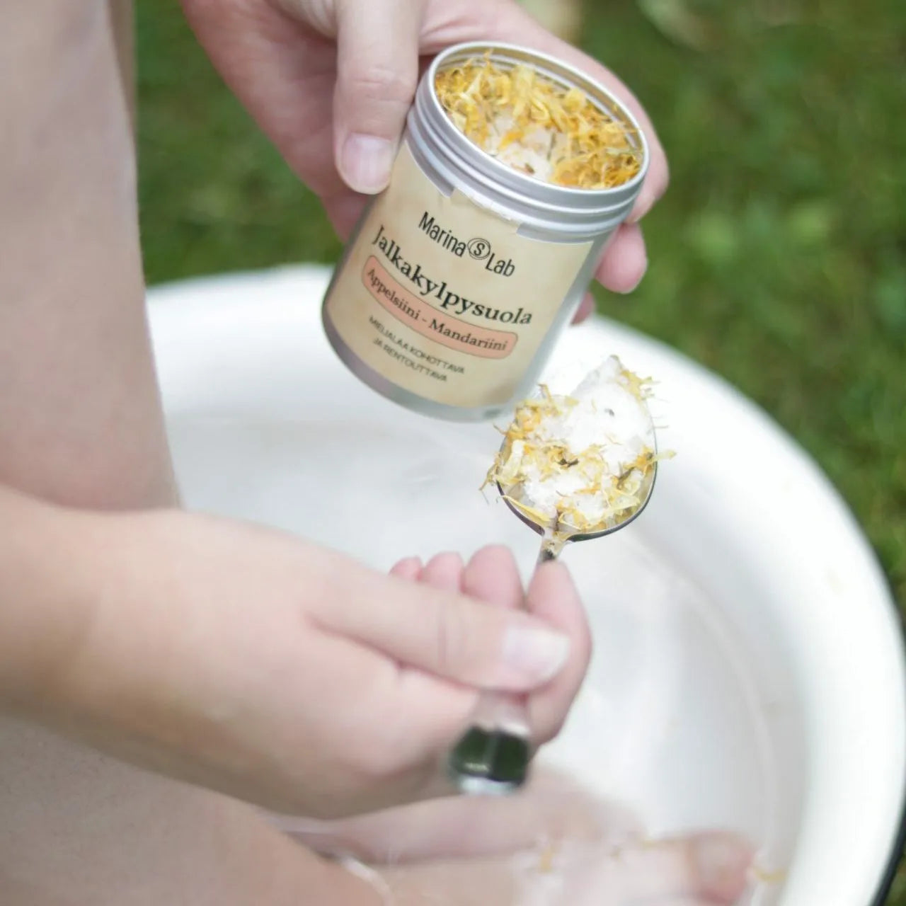 Orange & Mandarin Foot Bath Salt – Mood-Boosting Treatment