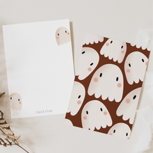 Lataa kuva Galleria-katseluun, Halloween Kummitus Postikortti – Suloinen Syystervehdys
